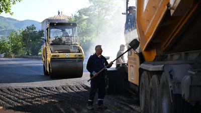 Kartepe Belediyesi üstyapı çalışmalarına devam ediyor
