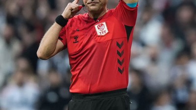 Yardımcı hakeme saldırı: TFF 2. Lig'de maç yarıda kaldı!