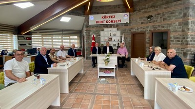 Körfez Kent Konseyi'nde Ahmet Önal'a tebrik ziyaretleri devam ediyor