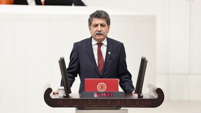 Mühip Kanko: Türkiye adeta ablukaya alınmış durumda
