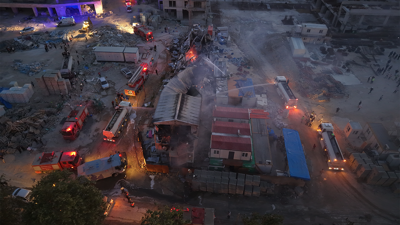 İşçiler kalıyordu... Yatakhane alevlere teslim oldu!