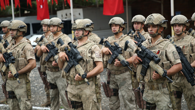 O şehirde komandolar devrede!