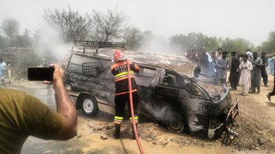 Öğrenci servisi alev aldı: 1 ölü!