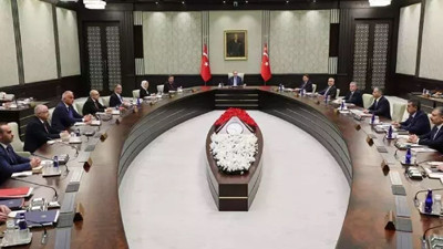 Bomba iddia: Üç eski isim kabineye geri dönüyor!