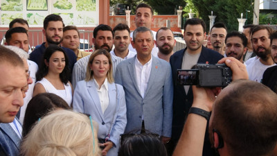 Özgür Özel'den Antalya'da tutuklu bulunan Muhittin Böcek'e ziyaret