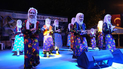 Başiskele'de yöresel kültürler festivalde buluştu