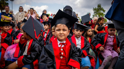 Lokomotif Çocuk Köyü’nde mezuniyet heyecanı