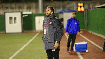 Mesut Er daha ısınamadan Eşmespor'a veda etti