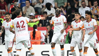 Hem atıyor hem yemiyor... Galatasaray farka koştu: 0-4
