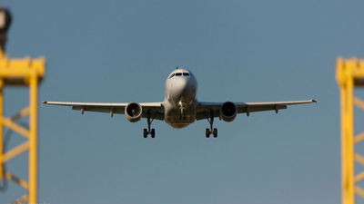 Trabzon'dan kalkış yapan uçak acil iniş yaptı!