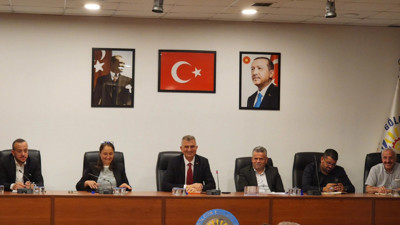 Ali Yıldırım Sezer muhtarlarla bir araya geldi