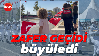 Zafer geçidi büyüledi