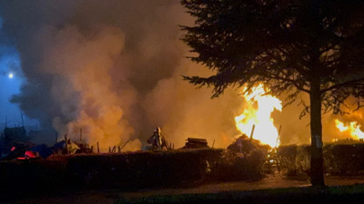 Ahşap fabrikasında çıkan yangın paniğe sebep oldu!