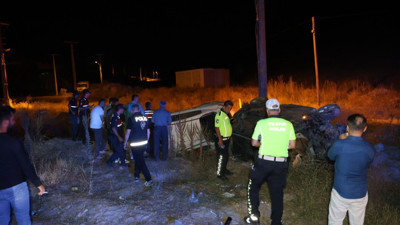 İki araç da takla attı... Ortalık karıştı!