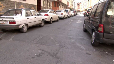 Genç sokak artasında silahla vurularak öldürüldü