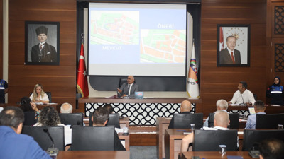 Körfez Belediyesi Eylül ayı meclisi gerçekleştirildi... Körfez'e Sevgi Mağazası geliyor