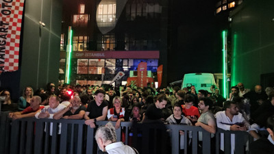 CHP İstanbul İl Başkanlığı çevresinde gergin anlar