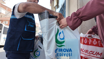 Çayırova'da ihtiyaç sahibi öğrencilere kırtasiye desteği