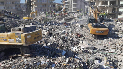 O ülkede büyük deprem! Tsunami uyarısı yapıldı