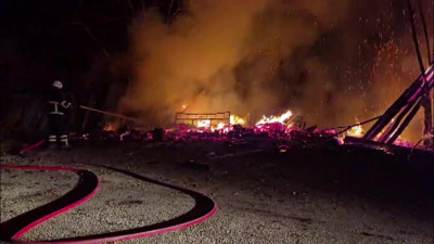 Tüp bomba gibi patladı! O anlar kamerada