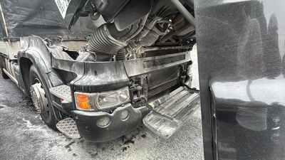 Bolu'da mobilya yüklü kamyon alev aldı!