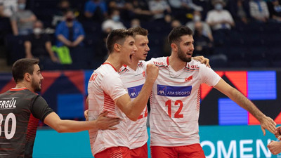 Filenin Efeleri Türkiye Kanada Voleybol Maçı Kaç Kaç Bitti?