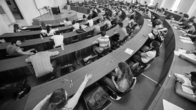 Üniversite Ders Seçimi Nasıl Yapılır 2025-2026? Üniversite 1. Sınıflara Ders Seçimi Zorunlu Mu?