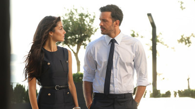 Aşk ve Gözyaşı'nın Meyra'sı Hande Erçel Kimdir, Kaç Yaşında? Hande Erçel Hangi Dizilerde Oynadı?