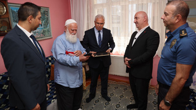 Muzaffer Bıyık ve Yaşar Dönmez'den Gaziler Günü'nde anlamlı ziyaret