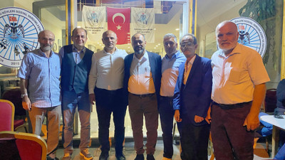 Şener Söğüt Kocaeli Erzurum Çatlılar Derneği'ni ziyaret etti