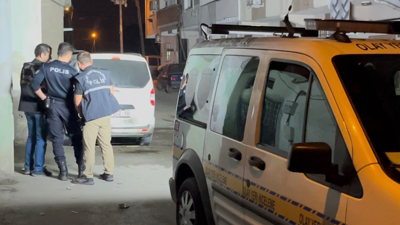 Husumetlisinin aracını kundakladı!