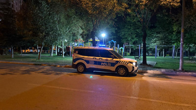 İki grup arasında çıkan tartışmada bıçaklar konuştu!