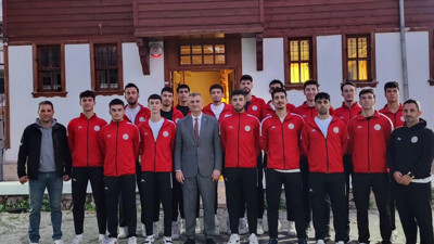 Gölcük'te voleybol heyecanı başlıyor