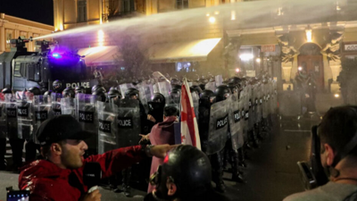 Seçimler öncesi sokaklar karıştı!