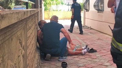 Tiner şişesi ve çakmakla kendini yakmak istedi