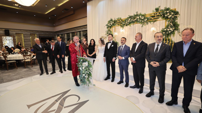 İlhami Aktaş, Merve ve Samet çiftinin nikahına katıldı!