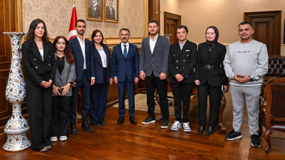 Senin Sesin Gençlik Derneği ve Kulübü İlhami Aktaş'ı ziyaret etti