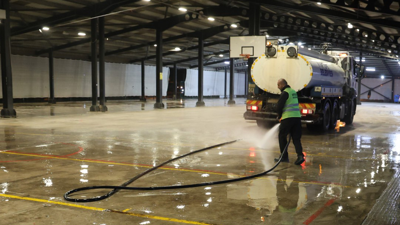 Kartepe'de semt pazarının ardınan hijyen seferberliği