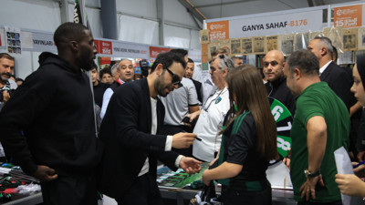 15. Kocaeli Kitap Fuarı’nda Kocaelispor izdihamı