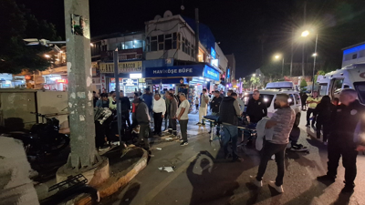 Mersin'de trafik kazası: Hafif ticari araç ile motosiklet çarpıştı!