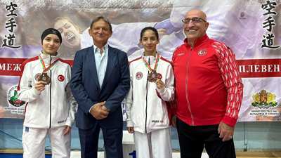 Körfezli karateciler Bulgaristan'dan başarıyla döndüler