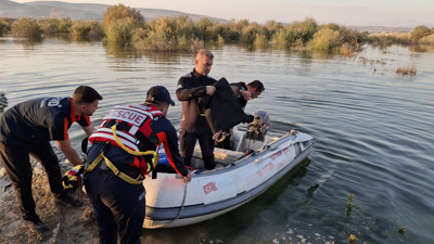 Baraj kapakları açıldı, aile mahsur kaldı!
