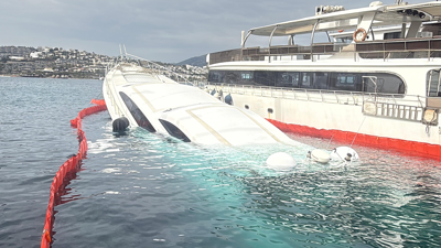 40 milyon TL’lik yat sulara gömüldü!