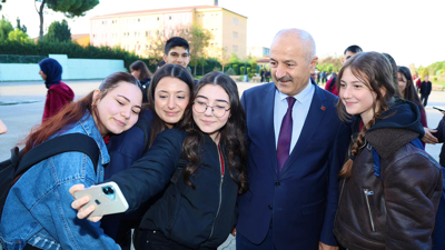 Zinnur Büyükgöz: Gelecek nesiller sizlerin eseri