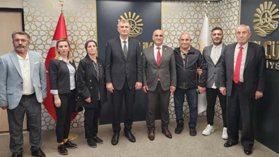 İYİ Parti Gölcük Teşkilatı'ndan Ali Yıldırım Sezer'e ziyaret