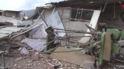 İzmir'de patlama! Yaralılar var