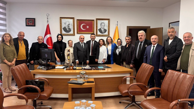 İYİ Parti İzmit İlçe Başkanı Haluk Tamyüksel'den Kocaeli PTT Başmüdürlüğü’ne ziyaret