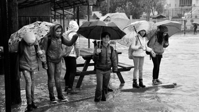 İSTANBUL OKUL TATİLİ SON DAKİKA || 24 Ekim Cuma İstanbul'da Bugün Okullar Saat Kaçta Tatil?