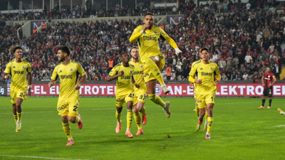 Youssef En-Nesyri neler yaptı neler! Kendine geldi!