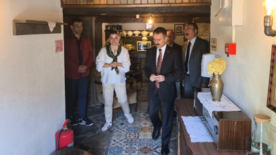 İlhami Aktaş Karamürsel Çamçukur Mahallesi’ne ziyaret gerçekleştirdi